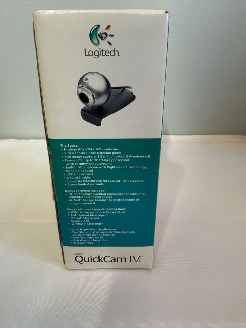 Logitech QuickCam IM Connect Web Cam NEW IN BOX (961459-0403) Headset Included - Picture 4 of 8